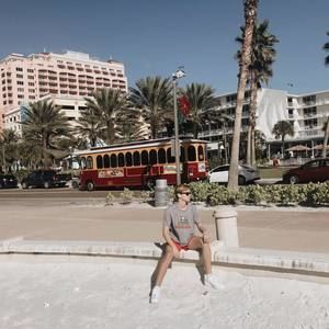 Meet your Posher, Ian